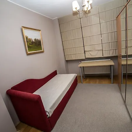 Cosmopolitan Internations Flat