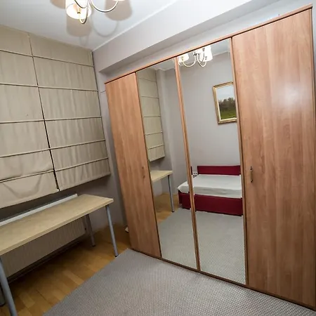 Апартаменти Cosmopolitan Internations Flat
